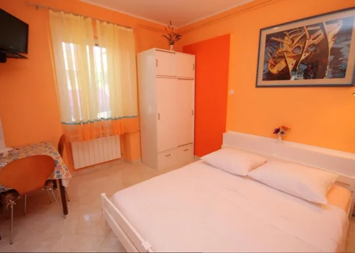 Apartament With Wifi Mali Lošinj