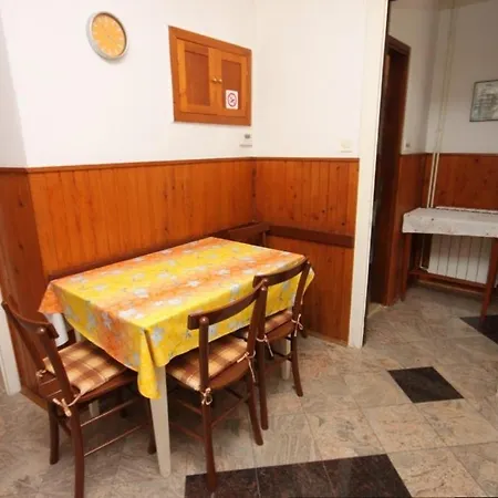 With Wifi דירה *