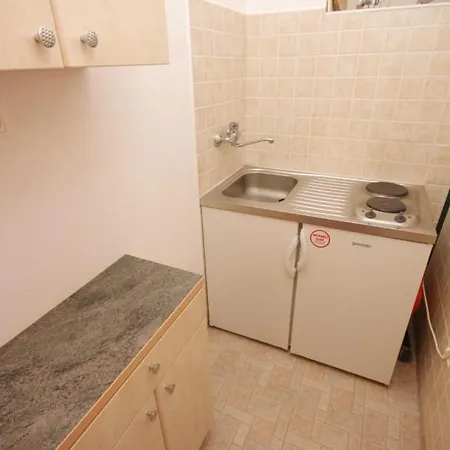 With Wifi מאלי לוסיניי